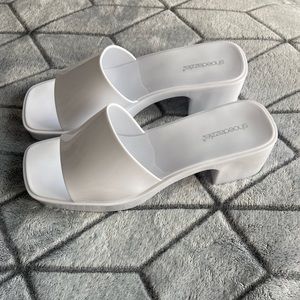 White heeled sandal